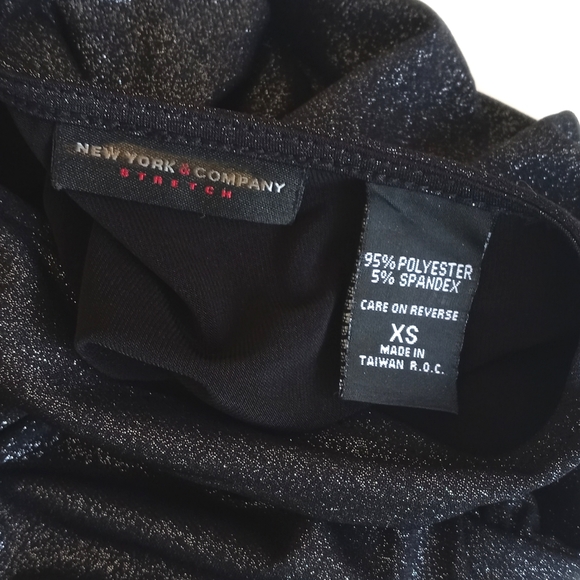 Vintage New York & Co Shimmery Black Shimmery Metallic Cap Sleeve Blouse XS - Picture 3 of 8